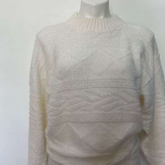 Spunky 80s 90s Vintage Knitted mock neck sweater - Picture 8 of 8